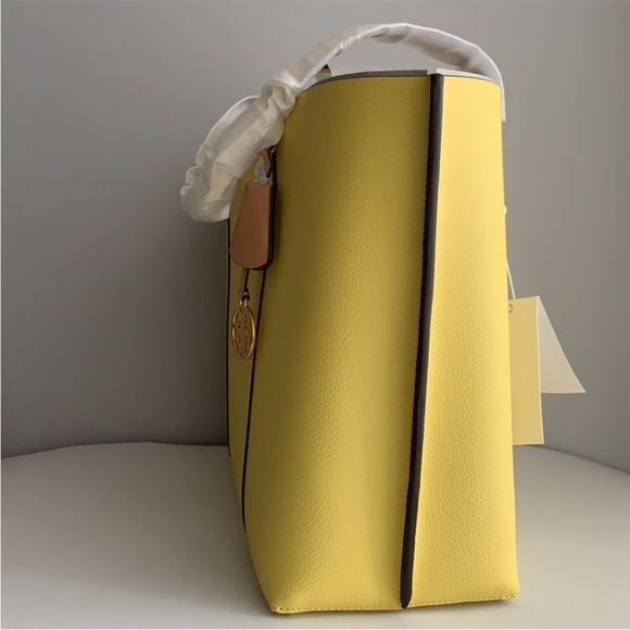 Tory Burch PERRY TRIPLE-COMPARTMENT TOTE BAG - Picture 6 of 10